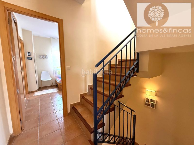 Foto f7b81cae-0beb-4cd1-8b5e-e6425addc8dc. Chalet dans avenida rosalía de castro 119 dans Costa Esuri Ayamonte
