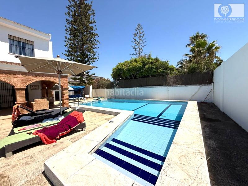 Foto 1abc03af-b516-46b7-825b-699bef8f825c. Casa a calle ballena 5 a Urbasur Islantilla