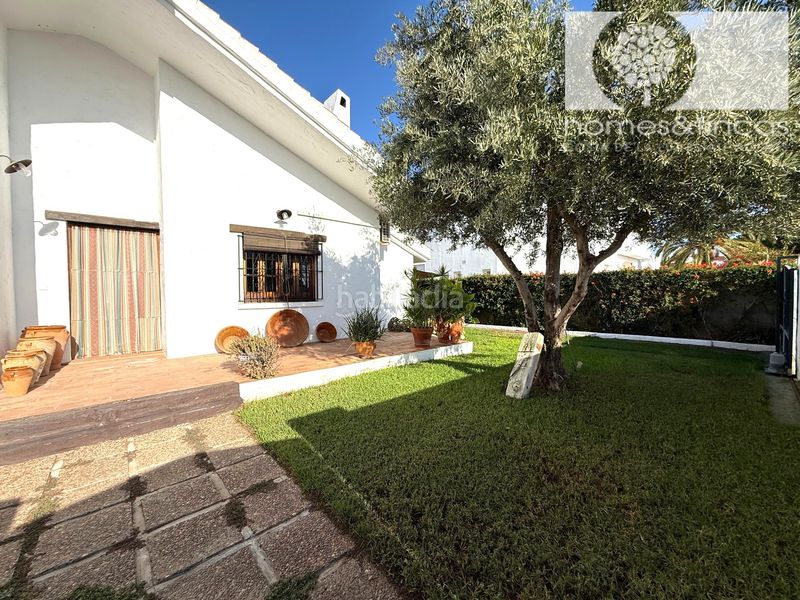 Foto 38b61c98-8be0-4b32-b18a-da7b12759f12. Maison avec parking piscine dans Ayamonte ciudad Ayamonte