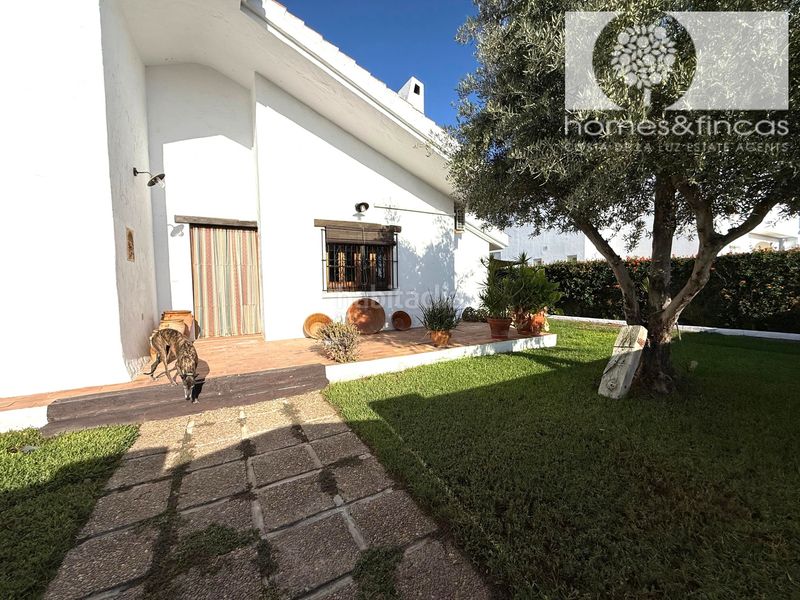 Foto 9e80fb67-1b15-4d31-a54d-ddc8fa06c5e9. Maison avec parking piscine dans Ayamonte ciudad Ayamonte
