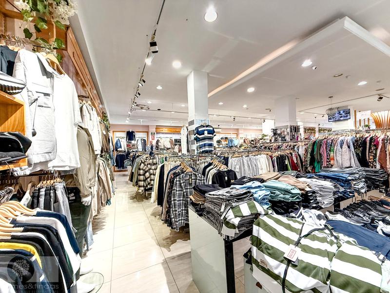 Foto 5298f78b-ae9a-4de1-9533-ad16a95d35b0. Geschäftsraum in Islantilla costa Islantilla