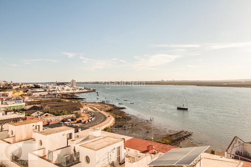 Foto a3d4df0a-6aa4-4b0e-8c87-d6db38755eb1. Casa a schiera con parcheggio in Ayamonte ciudad Ayamonte