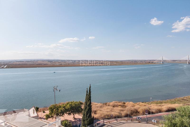 Foto f61c04d1-41d8-4cf9-874f-64b1864bf671. Casa a schiera con parcheggio in Ayamonte ciudad Ayamonte