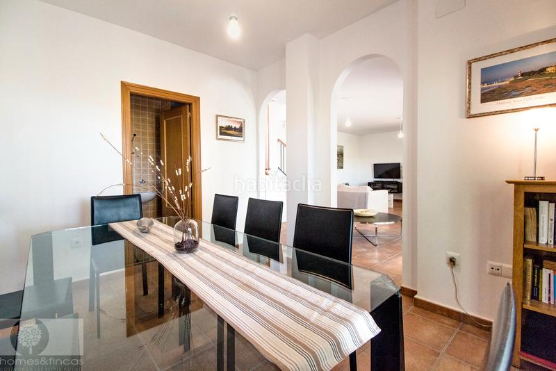 Foto 85c7c7f8-39c0-4f40-8833-af19c666e255. Chalet con camino parcheggio piscina in Costa Esuri Ayamonte