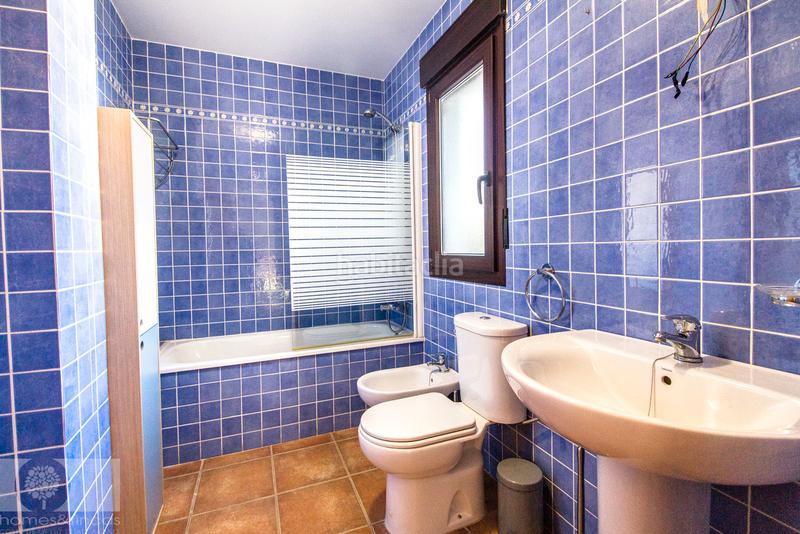 Foto c26890c3-4426-4a93-9bd7-eddf8aa33a42. Chalet con camino parcheggio piscina in Costa Esuri Ayamonte