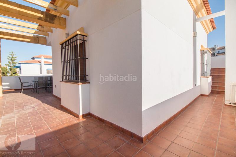 Foto d10b2c9a-d5db-4e28-820f-fb9f34344a59. Xalet amb xemeneia aparcament piscina a Costa Esuri Ayamonte