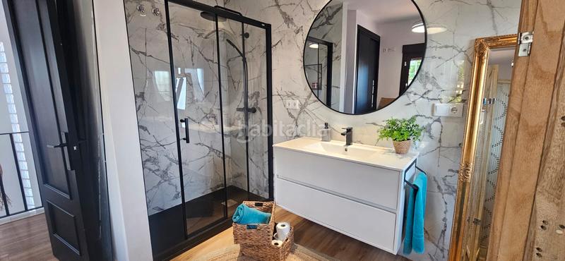 Foto a6f2ab60-433b-4542-b870-09629195664c. Xalet amb piscina a Costa Esuri Ayamonte