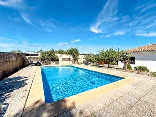 Bauernhof in Beas. Casa de campo en beas con gran parcela y piscina