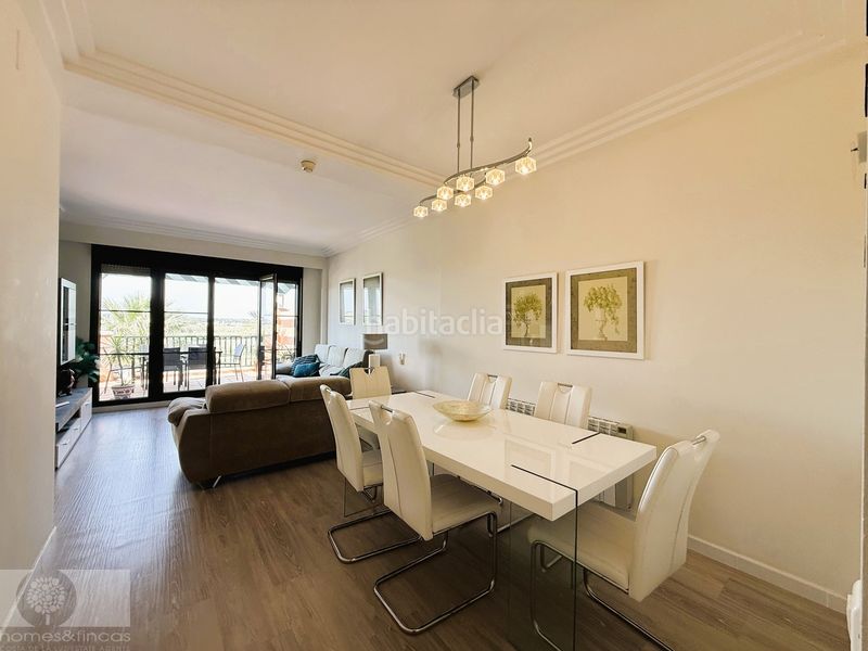 Foto b3e3ea6a-852b-4a48-b8de-b1e5a7119eef. Apartament amb aparcament piscina a Isla Canela Ayamonte