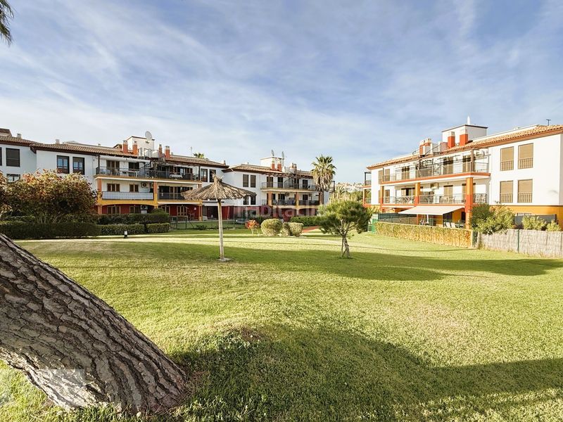 Foto cff1a4c0-8ad4-44ca-99ab-915aa8ccb6a1. Pis amb aparcament piscina a Costa Esuri Ayamonte