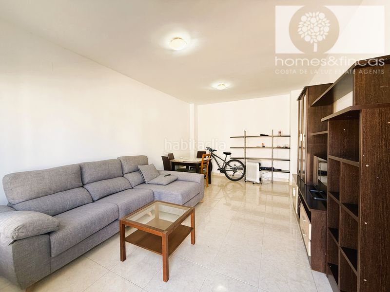 Foto c7a53c8b-f7f0-47c7-94ad-1a5e2adf479d. Flat with parking in Ayamonte ciudad Ayamonte