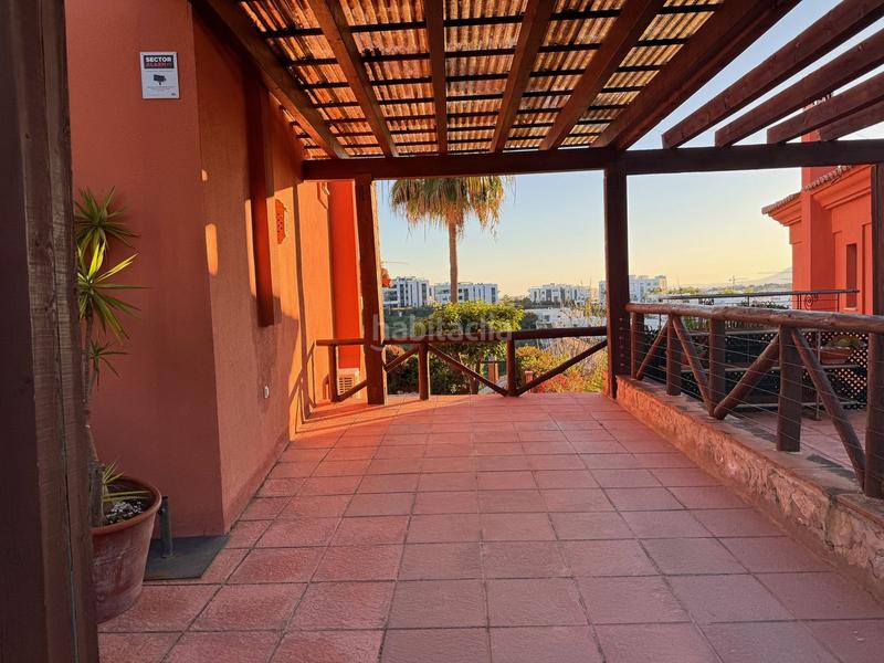 Foto afcc858a-8fe8-4b9b-b0de-020b4079bedc. Casa a schiera in Santa Clara Marbella