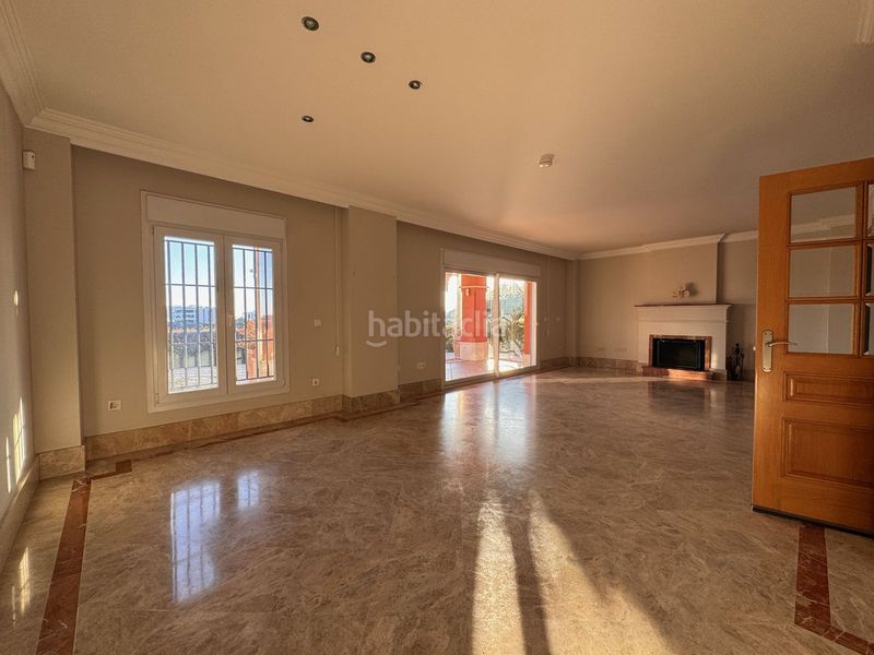 Foto 1d6b0019-6da5-45ce-b73d-9a158cec6b00. Casa adossada a Santa Clara Marbella