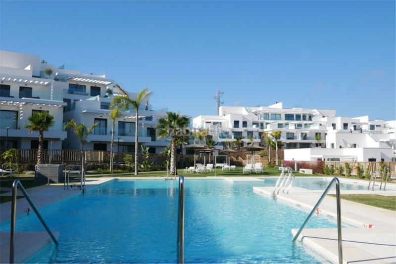 Foto 6122ca3d-bf9a-4667-9709-18cd152730c6. Planta baixa amb aparcament piscina a la cala Mijas Mijas