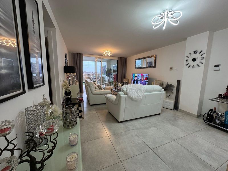 Foto 8ae4f4e1-8c3d-486b-98e1-5eb9415ee6e3. Planta baixa amb aparcament piscina a la cala Mijas Mijas