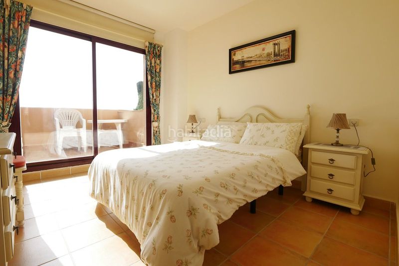 Foto cda68087-a6a3-4482-a76f-a2b0d16e3f6d. Apartament amb aparcament piscina a Calahonda Mijas