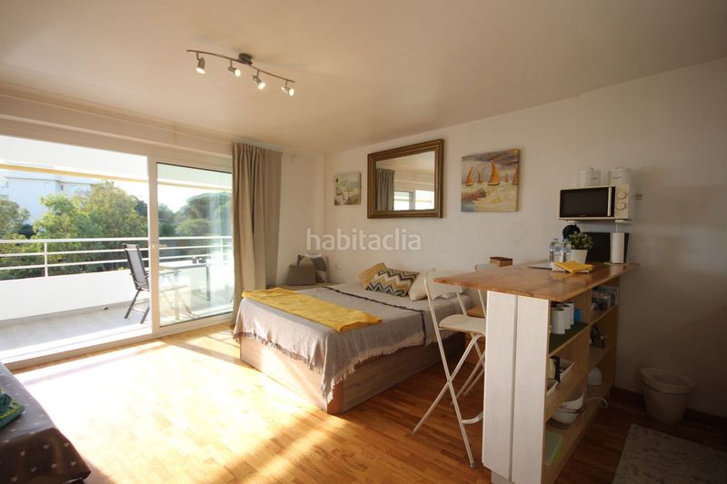 Foto c15c7533-711c-4e80-8ba3-84058c59aa2b. Estudi a Alcantarilla