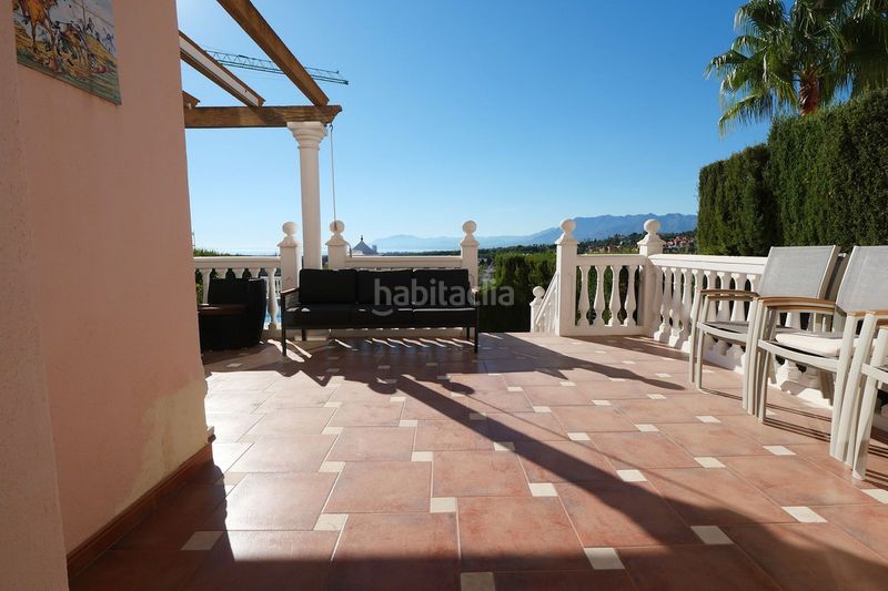 Foto 27299407-a8a5-4ecf-8f56-beb324021c6c. Dúplex amb aparcament piscina a Cabopino - Artola Marbella