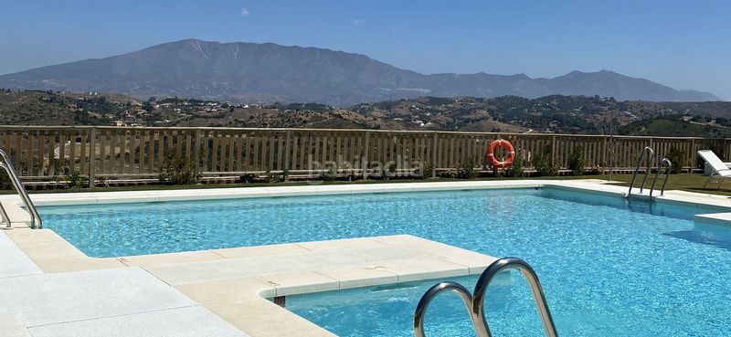 Foto 0417e22f-942a-4e2b-9e21-9cd25a2d2e35. Planta baixa amb aparcament piscina a la cala Mijas Mijas