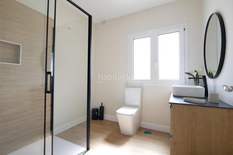 Foto 3fa986ee-beda-4d18-b3da-7afbdd84e9b7. Chalet mit parking pool in Santa María Marbella