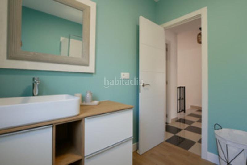 Foto 80562917-3e4d-4bec-8c16-028d7887fc49. Chalet mit parking pool in Santa María Marbella