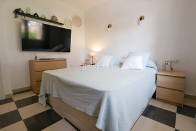 Foto 2549a064-05c6-4a70-9395-72d97d9aca46. Chalet en Santa María Marbella