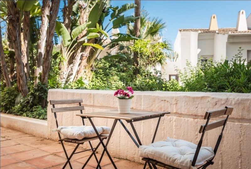 Foto c314fd3c-22d0-4064-a740-38919bccaf48. Planta baixa amb piscina a Cabopino - Artola Marbella