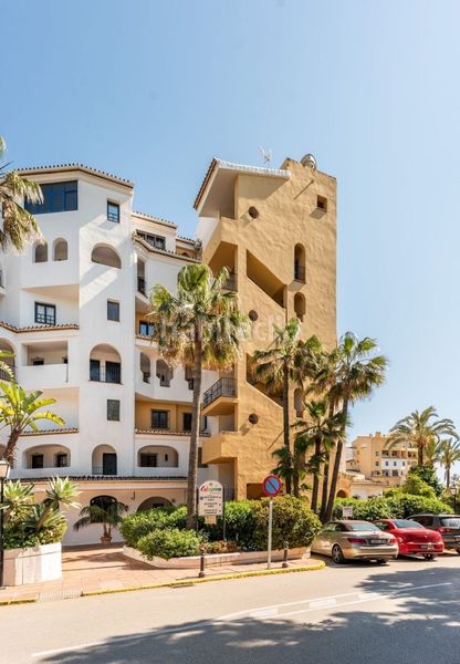Foto c60e0bcd-bd49-4c11-9352-45289ef3ed32. Planta baixa amb piscina a Cabopino - Artola Marbella