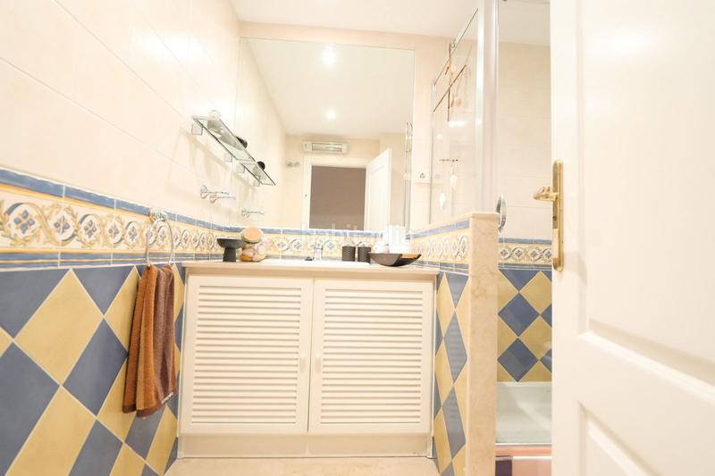 Foto eb98f59d-c6a8-49b0-8f89-73e28fc4e6d1. Apartament amb aparcament piscina a Riviera del Sol Mijas