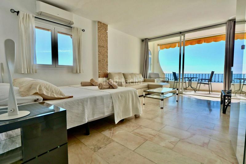Foto 9352dff0-ef52-4e9e-b89d-cc17d68e49e4. Etagenwohnung mit parking pool in Cabopino - Artola Marbella
