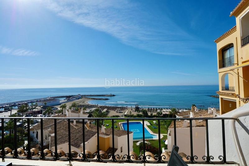 Foto dfb6f808-7e30-47f8-b91b-c406bf6ad8e4. Flat with parking pool in Cabopino - Artola Marbella