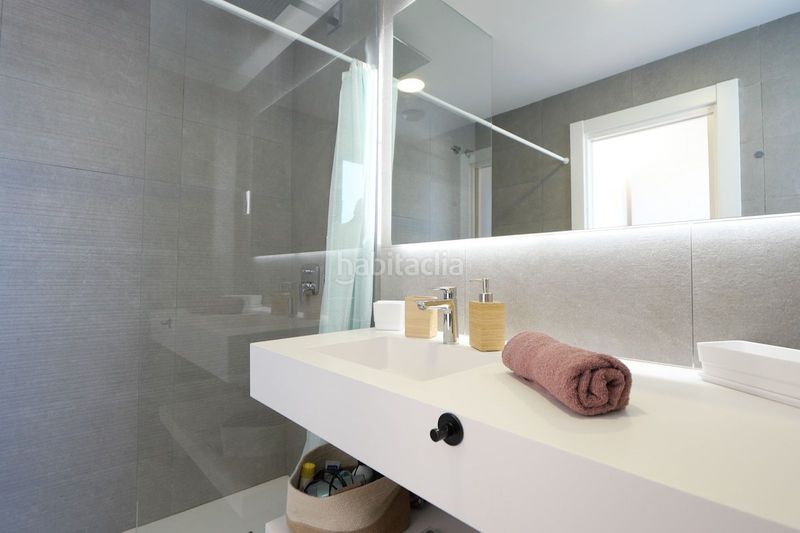 Foto 7e887e5b-fe3f-4a00-baa7-b8a232fbe951. Àtic amb aparcament piscina a Riviera del Sol Mijas