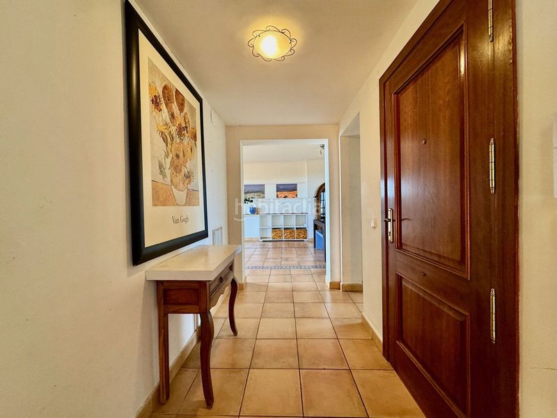 Foto f7096dbb-325c-4ddf-88ac-3a0104278569. Àtic amb aparcament piscina a Calahonda Mijas