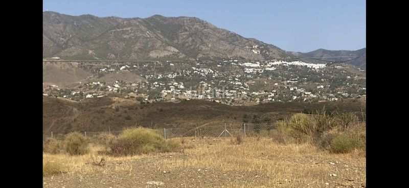 Foto 6583117b-511d-407a-938e-7ce43d2fcbac. Terreny residencial a Mijas golf Mijas