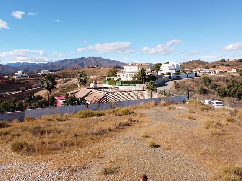 Foto c135a7dd-62b3-4b95-be72-7685a89916e9. Terreny residencial a Mijas golf Mijas