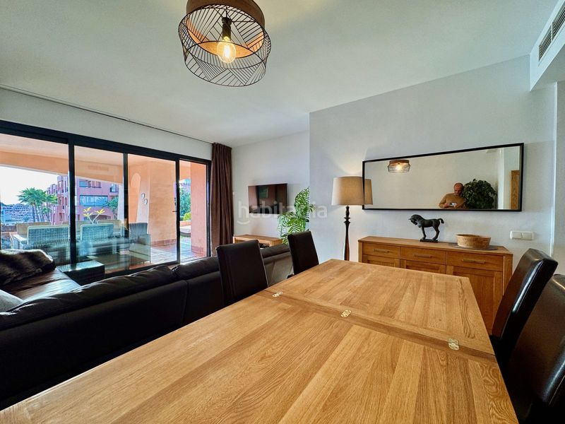 Foto 077bdb02-6ae4-4b04-9b60-3bd5a9ef77e4. Planta baixa amb aparcament piscina a Calahonda Mijas