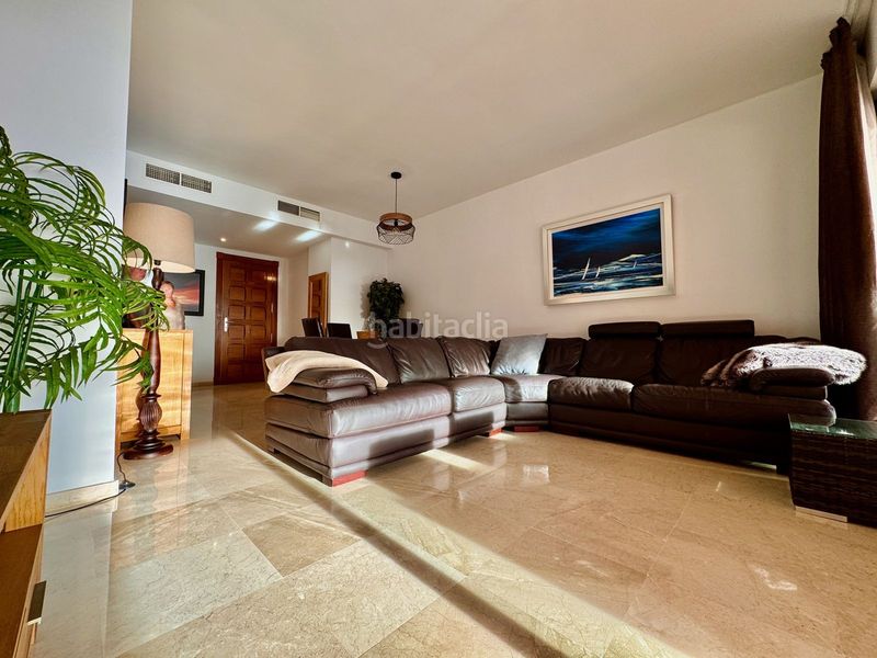 Foto 1c2a3c1b-6a96-4432-b19a-c05f796c08a7. Planta baixa amb aparcament piscina a Calahonda Mijas