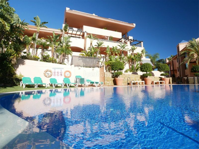 Foto 40cca0fe-67ba-46b0-837b-4818a012b79f. Planta baixa amb aparcament piscina a Calahonda Mijas