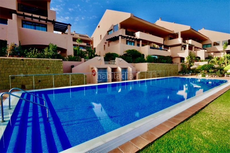 Foto b843cf0a-3784-43cc-8872-3327ef2c848b. Planta baixa amb aparcament piscina a Calahonda Mijas