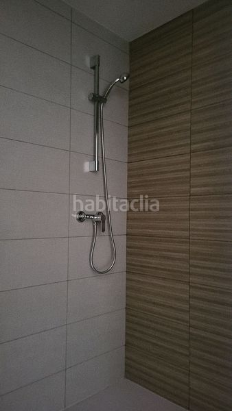 Foto b928c5e6-29fd-4e88-9c5c-b9ec83dc5cf5. Planta baixa amb aparcament piscina a Centro Benalmádena