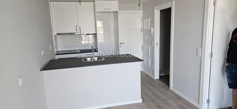 Foto bd407eeb-a8bf-4e2e-9473-8d092bb380f7. Planta baixa amb aparcament piscina a Centro Benalmádena