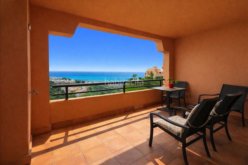 Foto cc0493a4-37e9-4199-80d5-a8dcdbab1d5a. Dúplex amb aparcament piscina a Calahonda Mijas