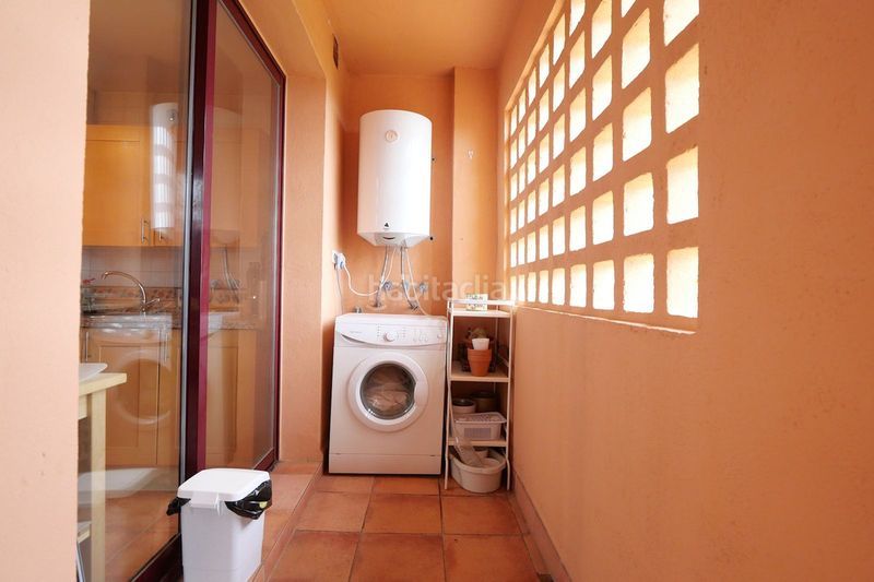 Foto ecd28a59-5726-49b6-a573-04380a1b2ea3. Dúplex amb aparcament piscina a Calahonda Mijas