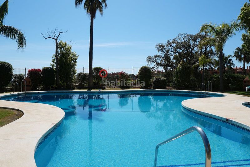 Foto 343deda6-faf9-4c34-be36-09f999460678. Apartament amb aparcament piscina a La Mairena Ojén