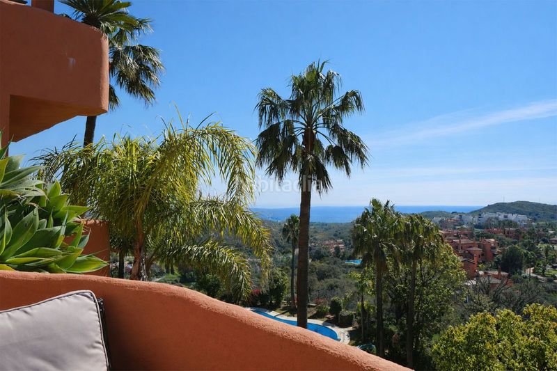 Foto 421b4da4-4547-4ac0-8bda-4390cd0837e5. Apartament amb aparcament piscina a La Mairena Ojén