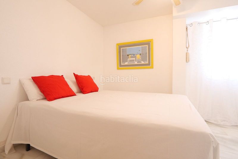Foto 5aa59989-4c29-4760-97c4-fa31e2089d40. Casa adossada amb aparcament piscina a Cabopino - Artola Marbella
