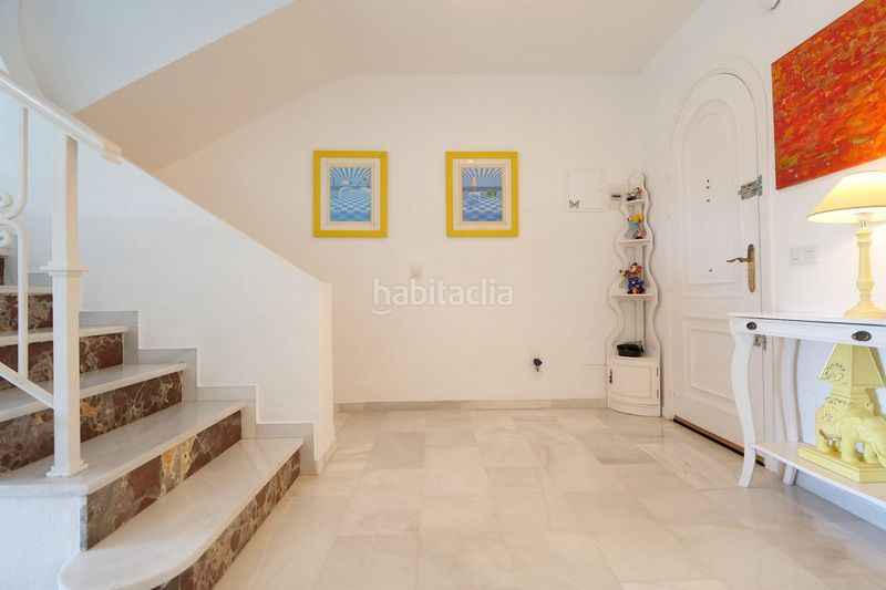 Foto fad70708-9c80-4717-b241-59590d4648d5. Casa adossada amb aparcament piscina a Cabopino - Artola Marbella