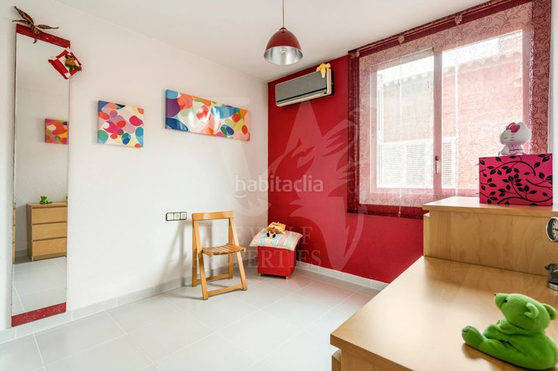 Foto 7df13c38-8867-4f87-8e8a-f5a636e8fd02. Casa adossada amb xemeneia calefacció a Zona Alta Premià de Mar