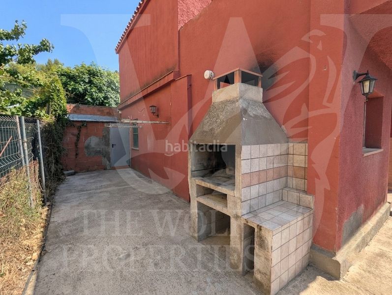 Foto 90a0830d-7918-46a2-8bad-4258eba462cd. Casa amb xemeneia a Sant Feliu de Codines