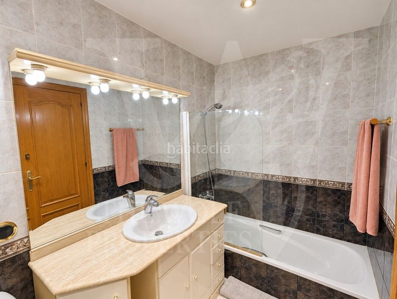 Foto 597914c4-f3e7-48d3-99d2-3427d5ab5a8a. Casa aparellada amb calefacció aparcament a Balenyà